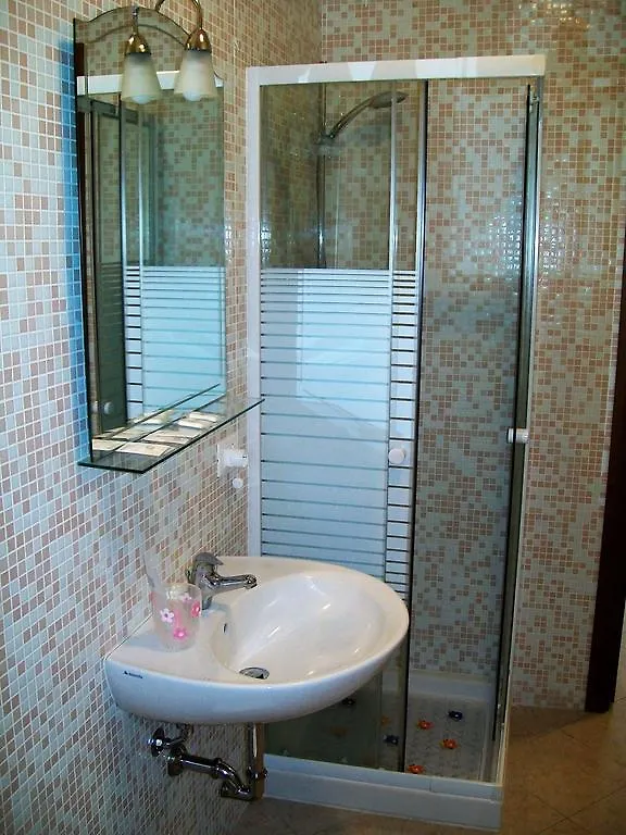 Affittacamere Vittoria San Donato Milanese Guest house